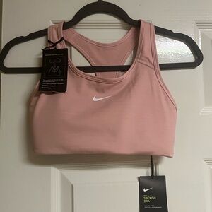 Nike Swoosh Sports Bra Size S Medium Support